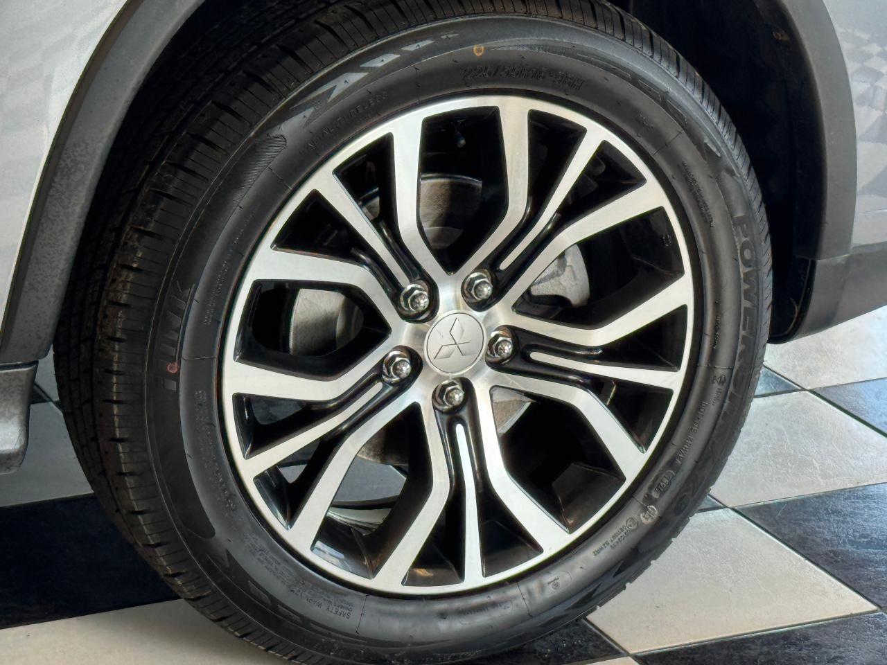 2019 Mitsubishi RVR SE AWD+New Tires+Brakes+BSM+ROOF+CLEAN CARFAX - Photo #61