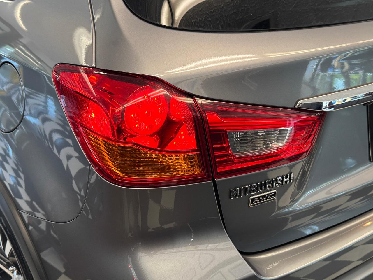 2019 Mitsubishi RVR SE AWD+New Tires+Brakes+BSM+ROOF+CLEAN CARFAX Photo66