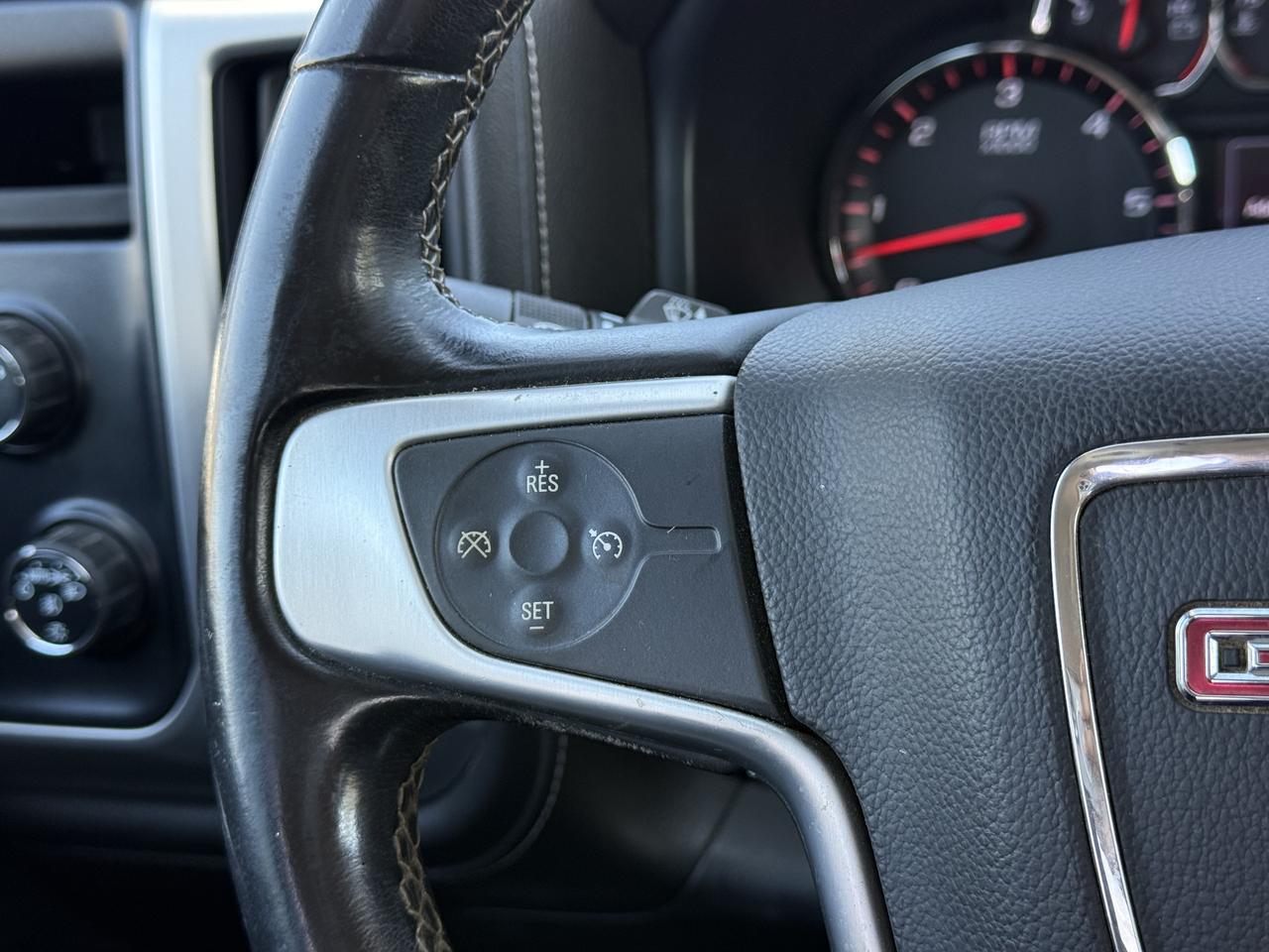 2014 GMC Sierra 1500 SLE 5.3L 4X4 Photo