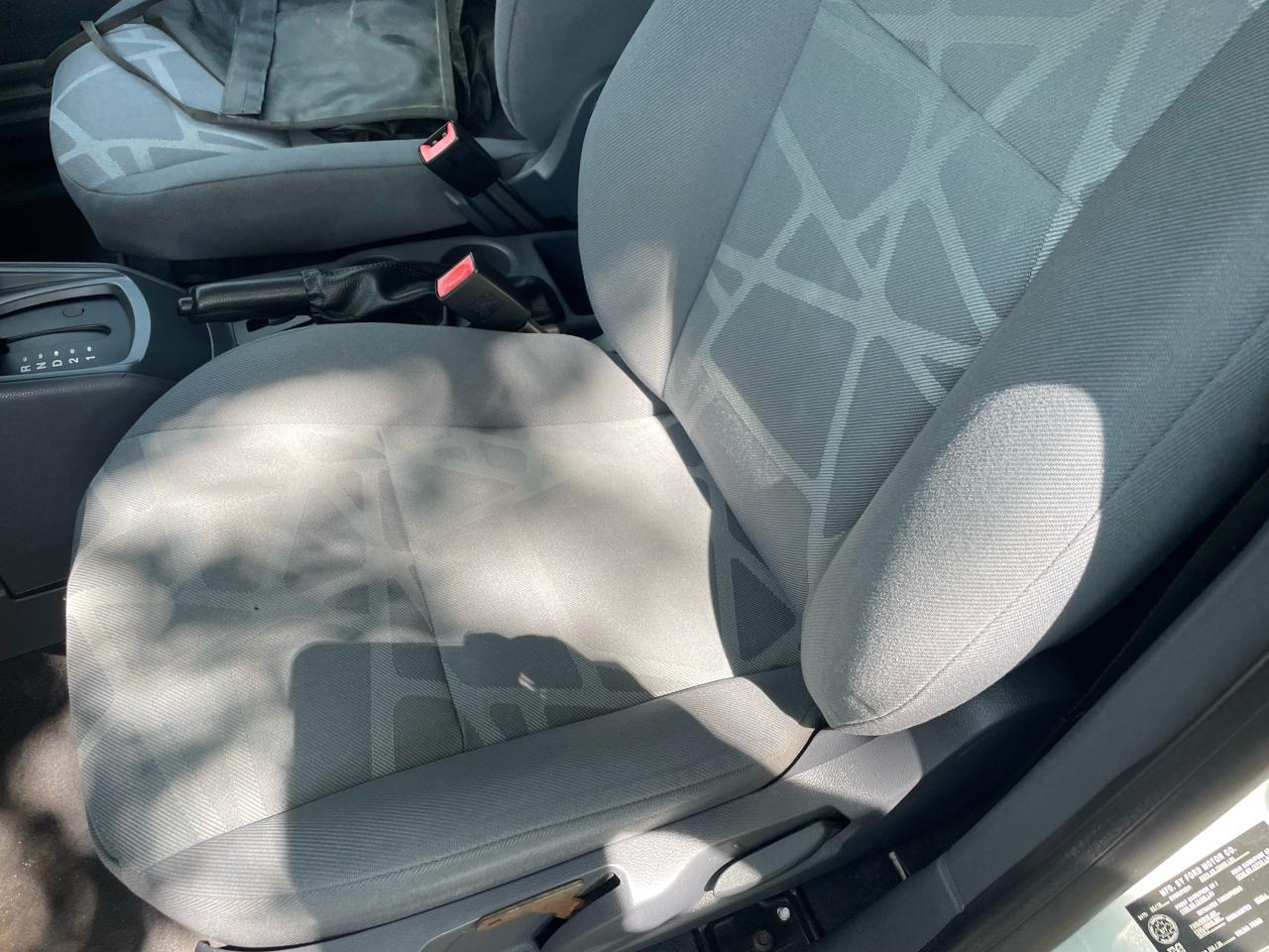 2010 Ford Transit Connect 114.6" w/o rear door glass - Photo #10