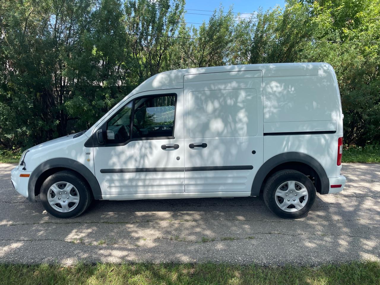 2010 Ford Transit Connect 114.6" w/o rear door glass - Photo #8