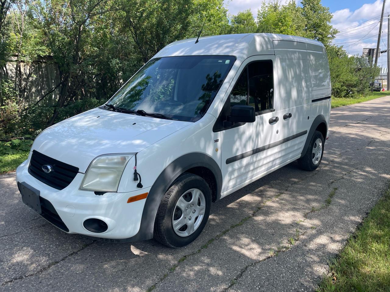 2010 Ford Transit Connect 114.6" w/o rear door glass - Photo #2