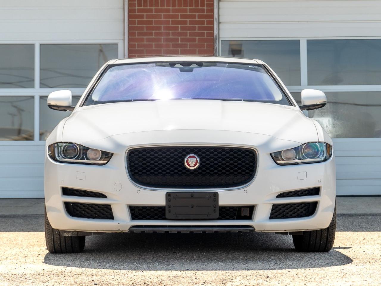 2018 Jaguar XE Premium - Photo #2