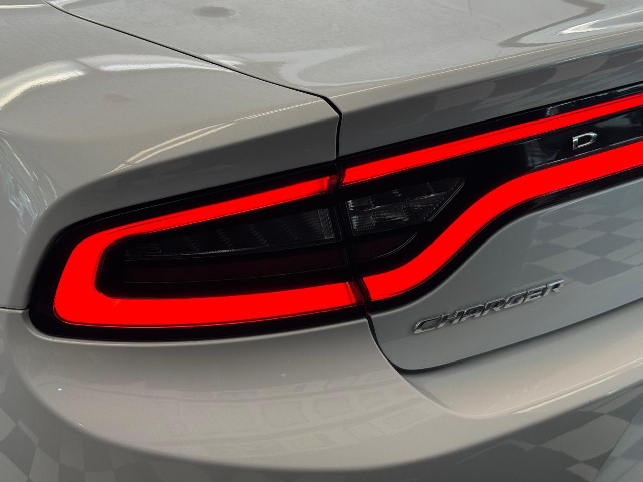 2016 Dodge Charger SXT+New Tires+Roof+GPS+Heated Seats+Tinted Photo57