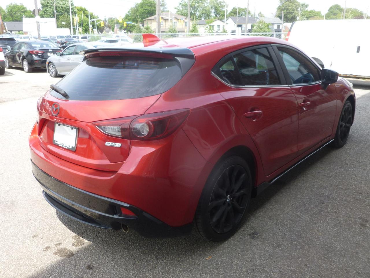 2014 Mazda MAZDA3 GT-SKY Photo4
