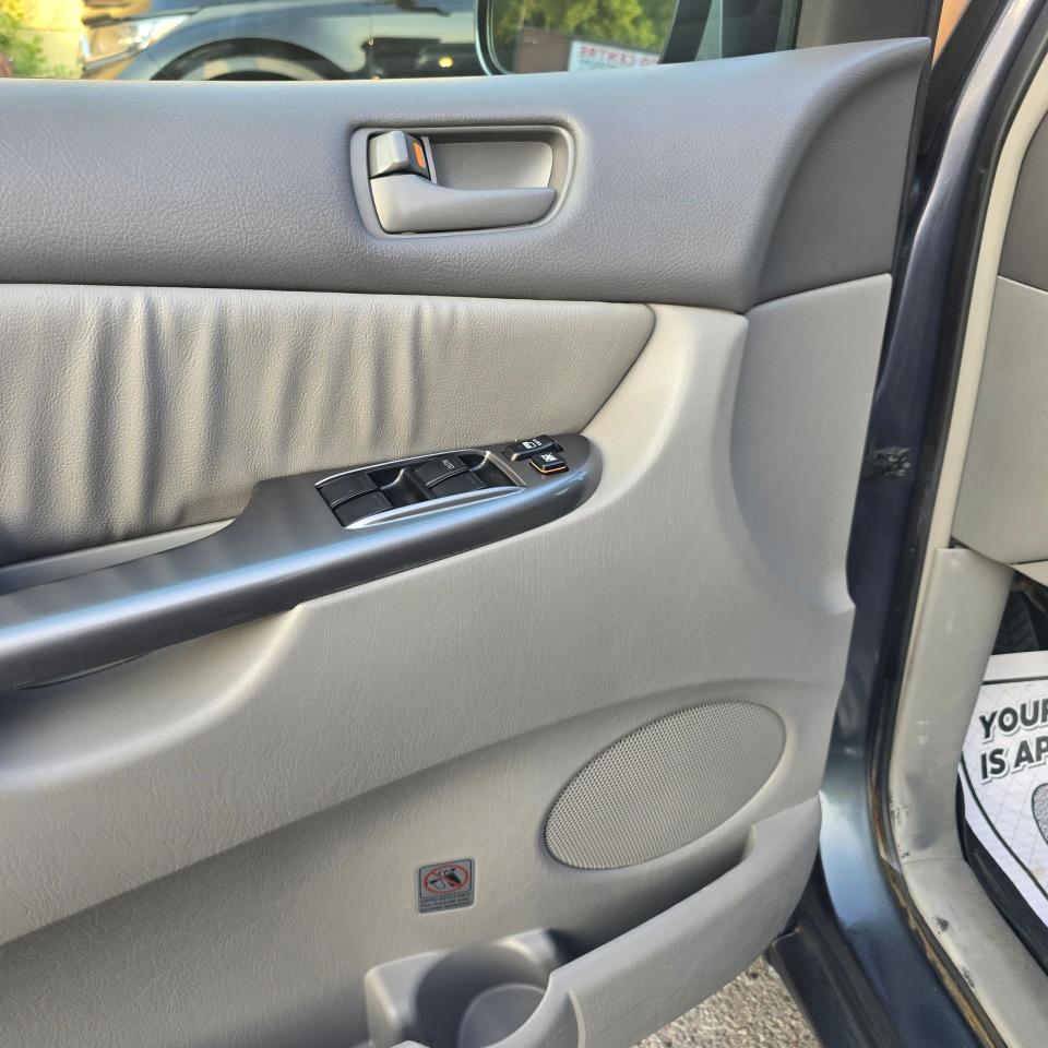 2008 Toyota Sienna LE - Photo #14