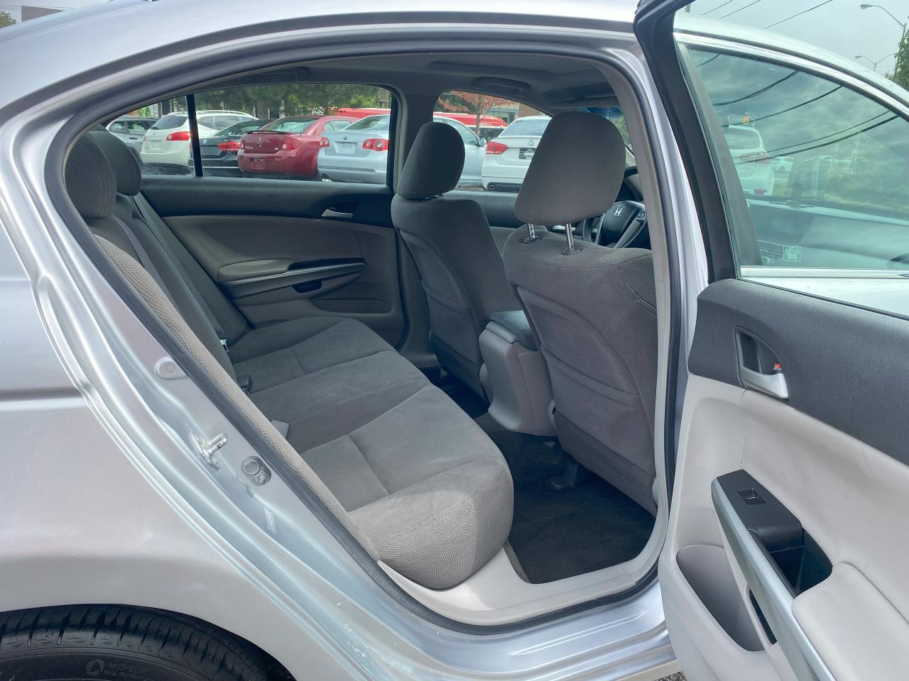 2009 Honda Accord No Accidents/Automatic/4 Cylinder/Sunroof - Photo #10