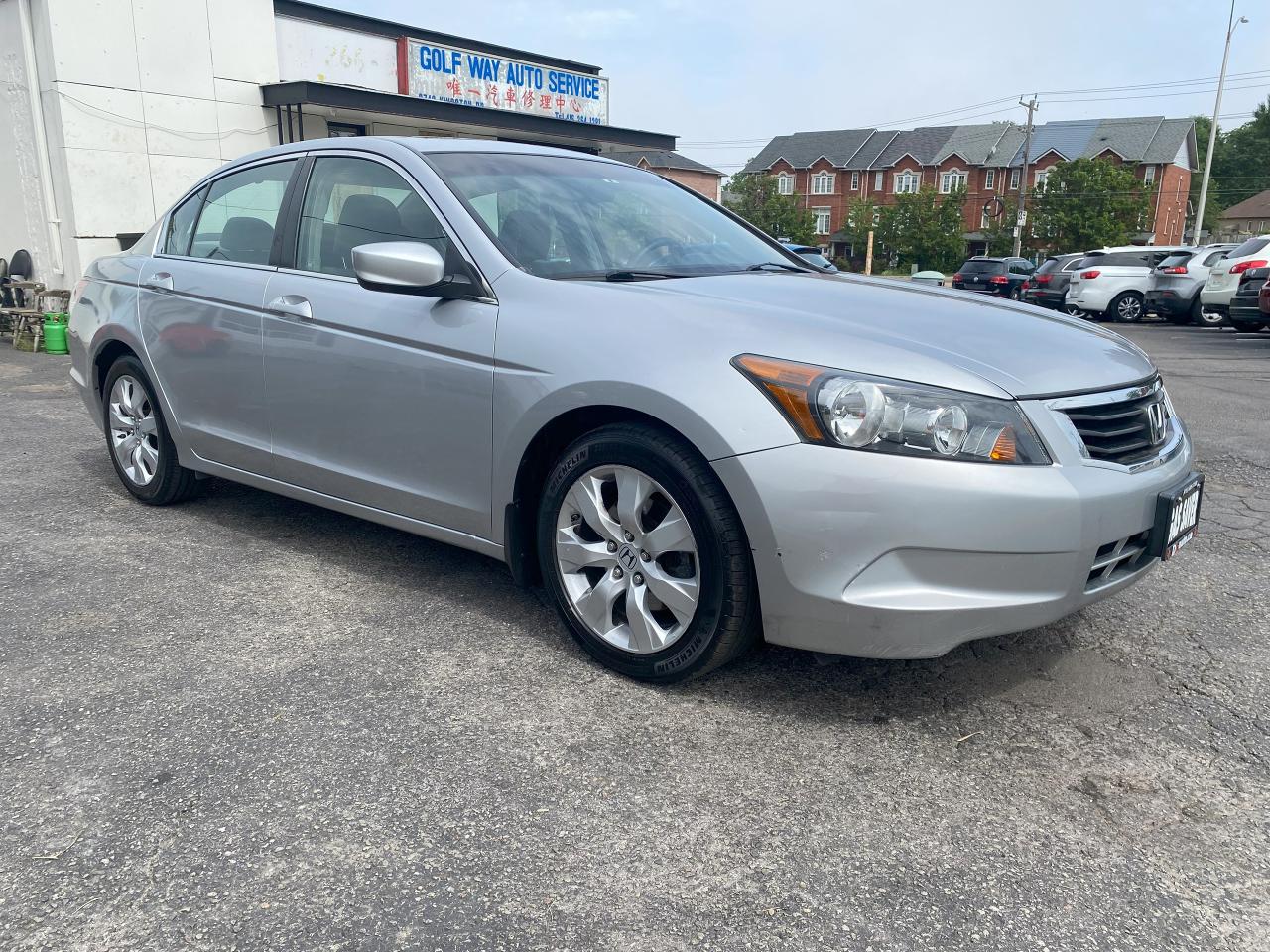 2009 Honda Accord No Accidents/Automatic/4 Cylinder/Sunroof - Photo #4