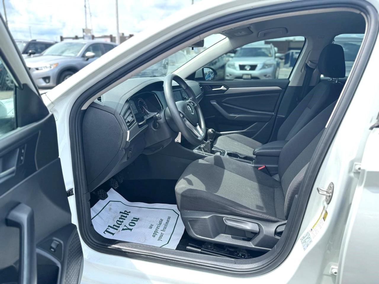 2019 Volkswagen Jetta Comfort Line NO ACCIDENT 6S MANUAL SAFETY INCLUDED - Photo #9
