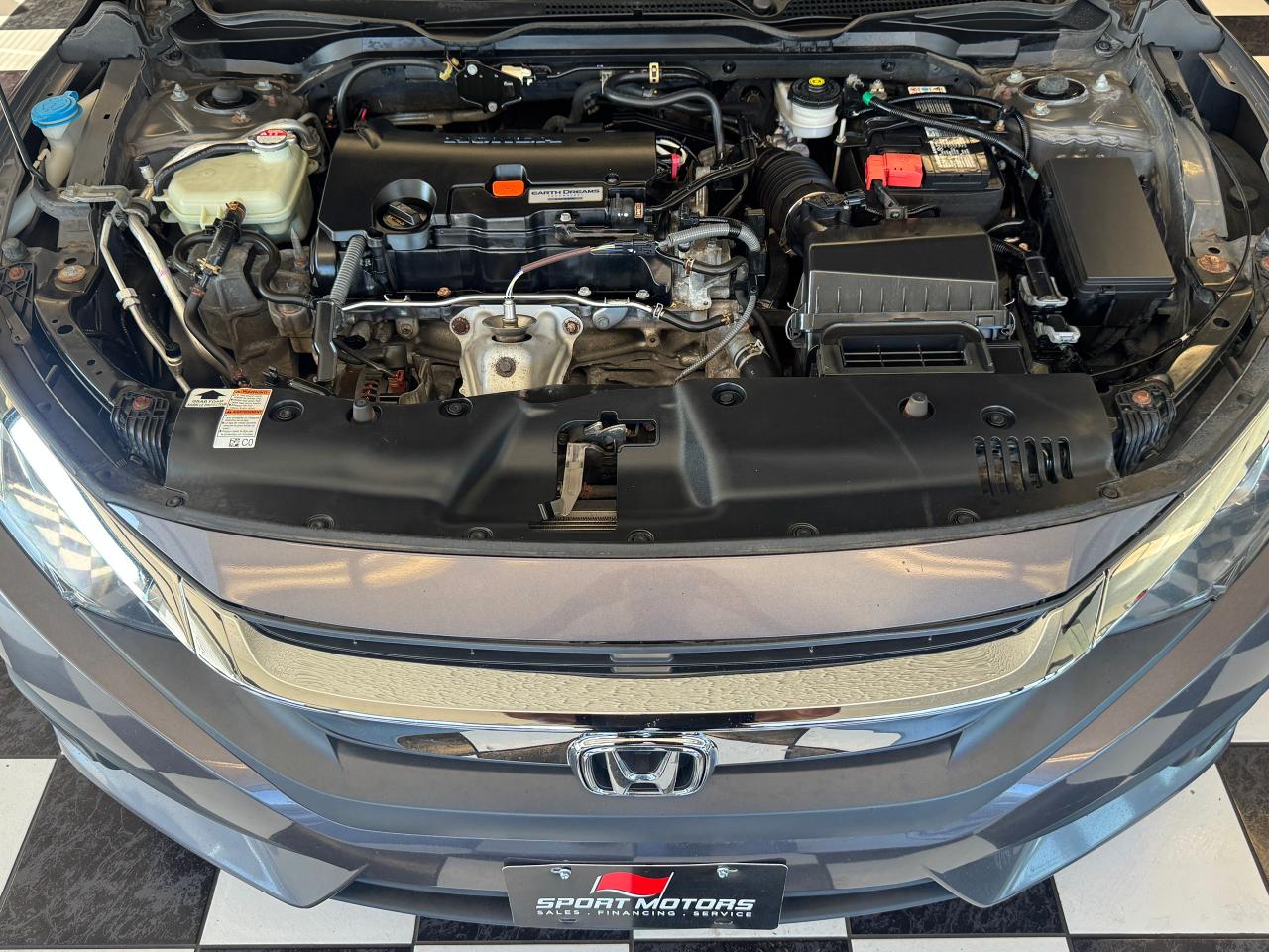 2018 Honda Civic SE+Adaptive Cruise+New Tires+Brakes+CLEAN CARFAX Photo10