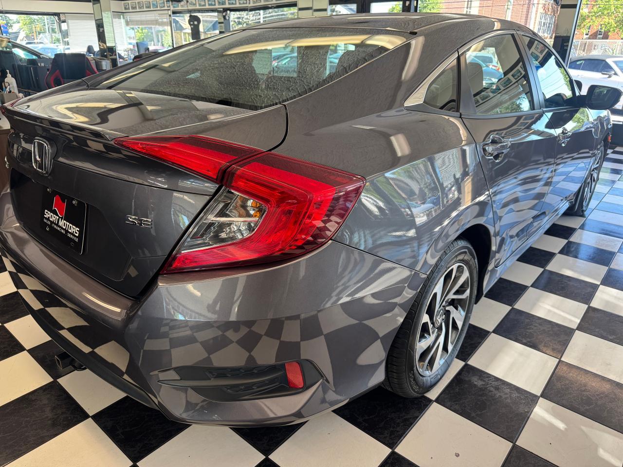 2018 Honda Civic SE+Adaptive Cruise+New Tires+Brakes+CLEAN CARFAX Photo39