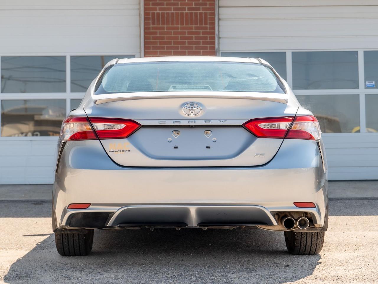 2019 Toyota Camry SE - Photo #5