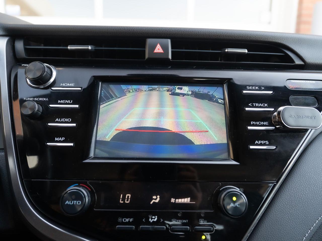 2019 Toyota Camry SE - Photo #20