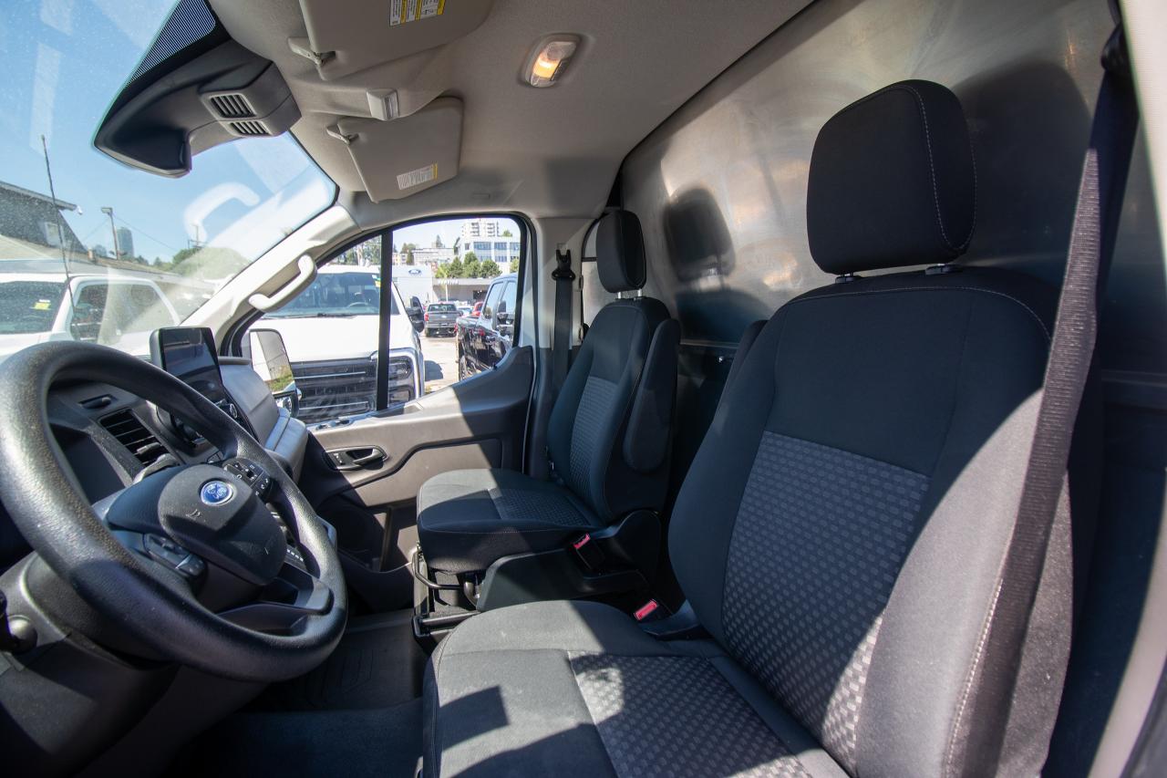 2020 Ford Transit Cargo Van T-150 130" LOW RF 8670 GV 1 Photo5