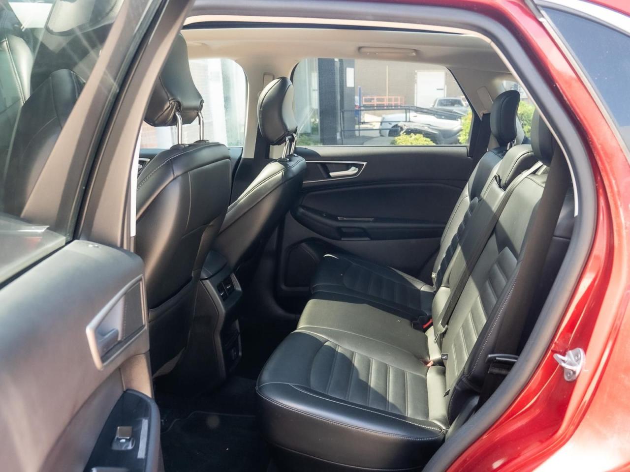 2016 Ford Edge SEL - Photo #11