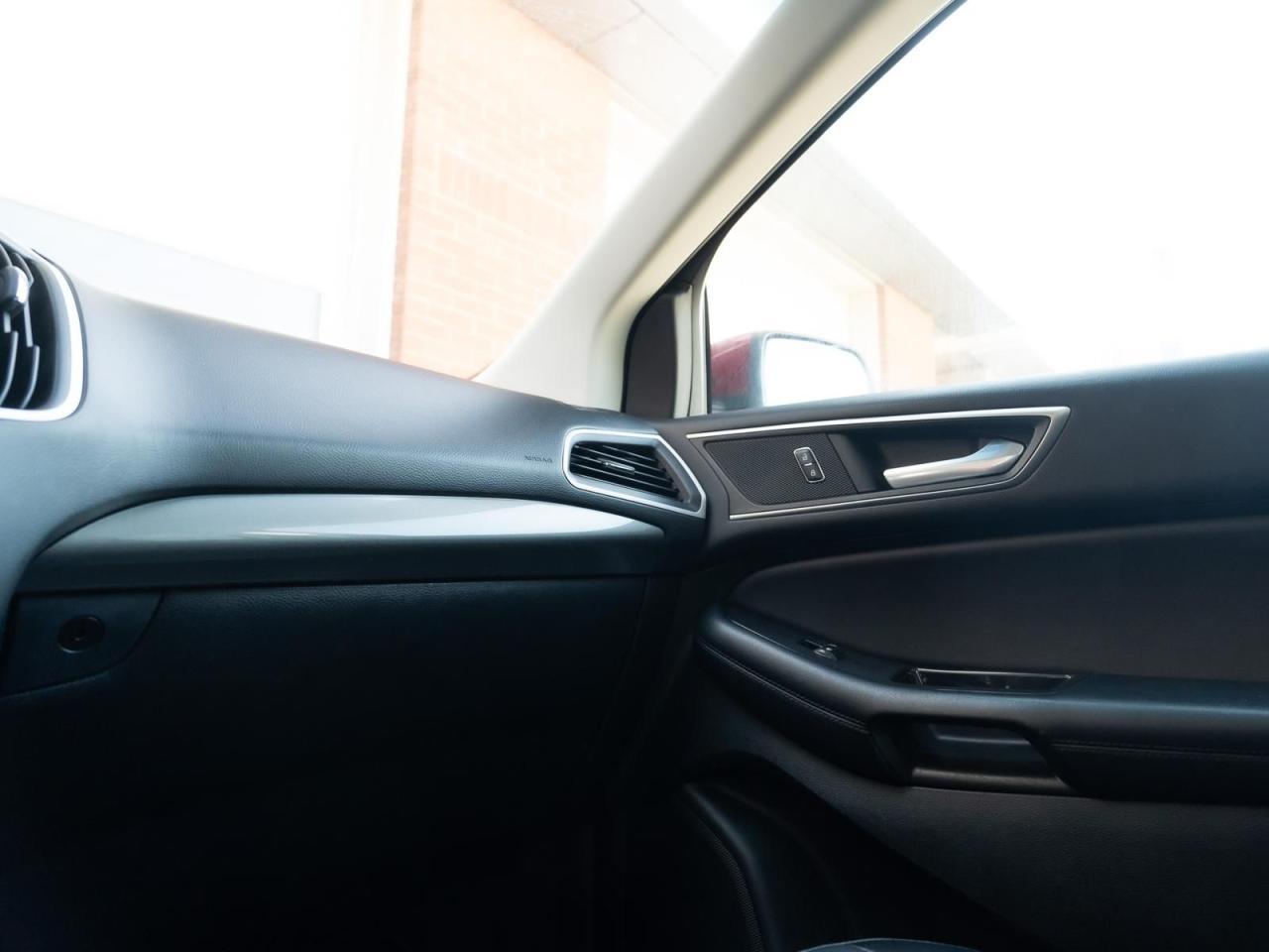 2016 Ford Edge SEL - Photo #19