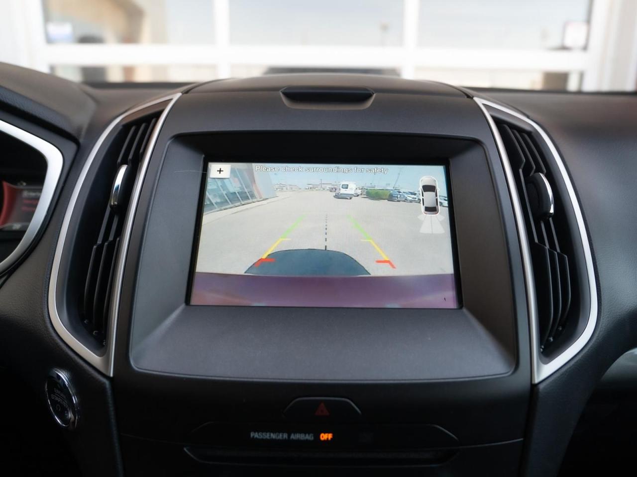 2016 Ford Edge SEL - Photo #24