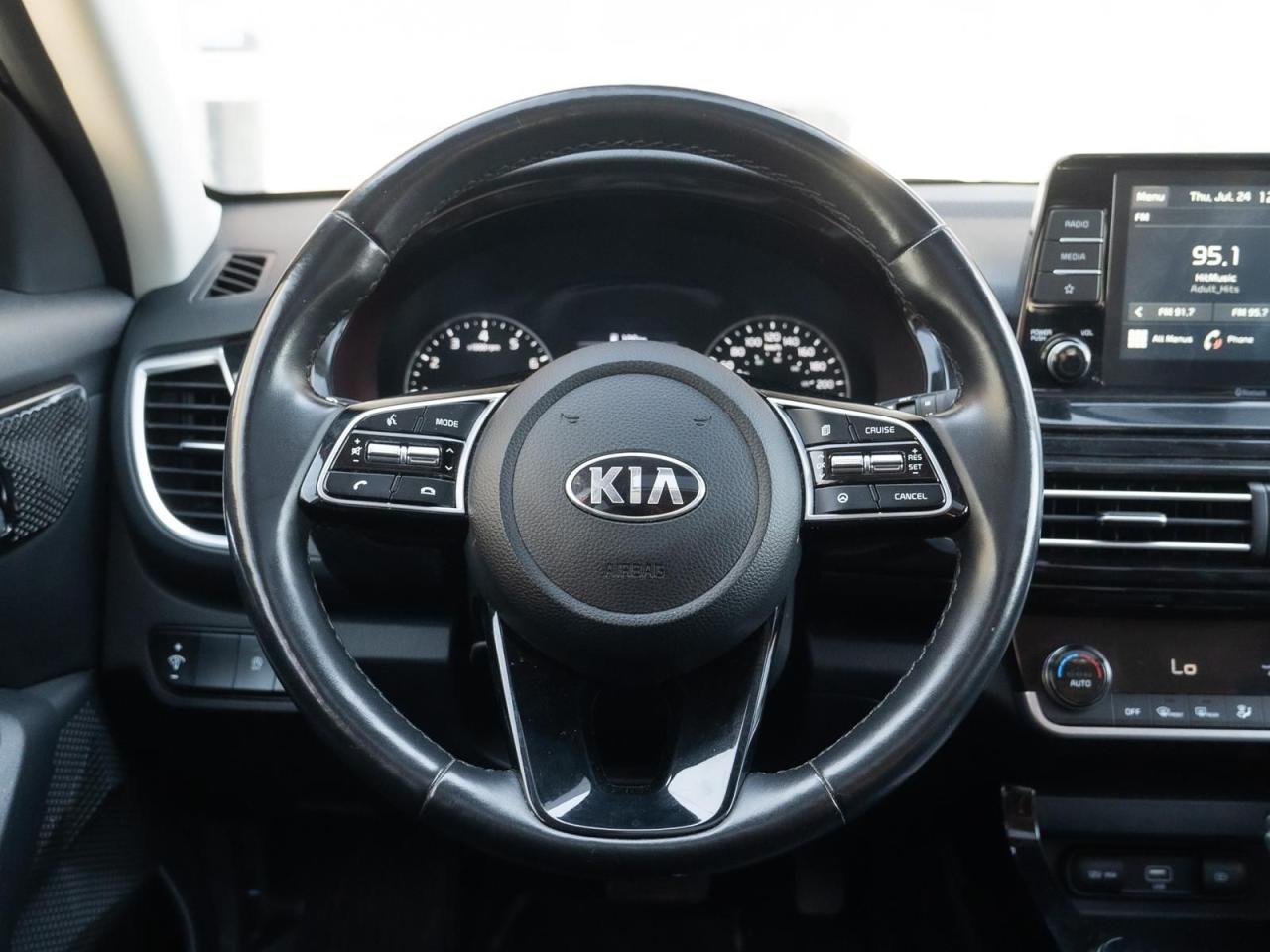 2021 Kia Seltos EX - Photo #15