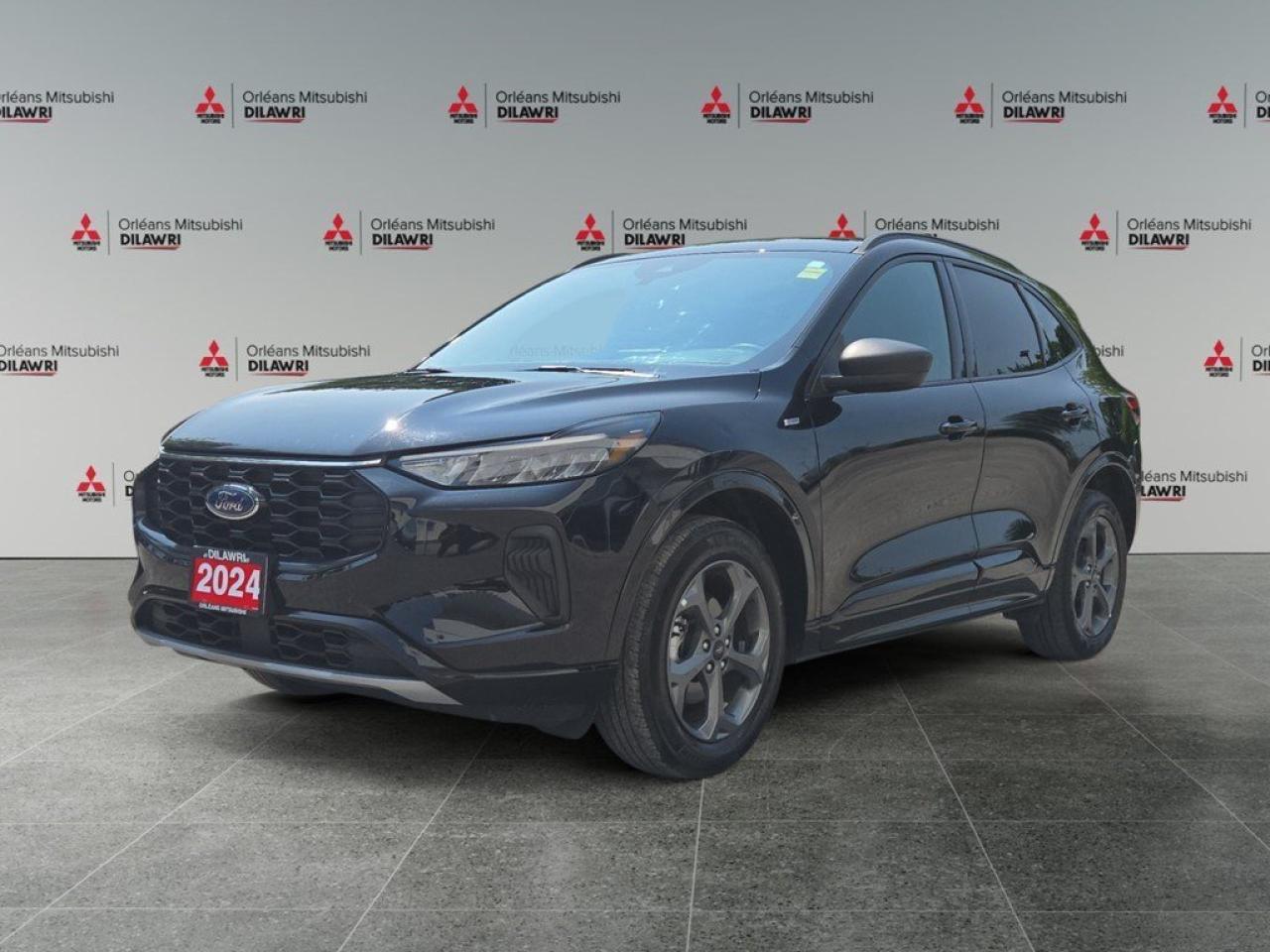 Used 2024 Ford Escape ST-Line AWD for sale in Orléans, ON