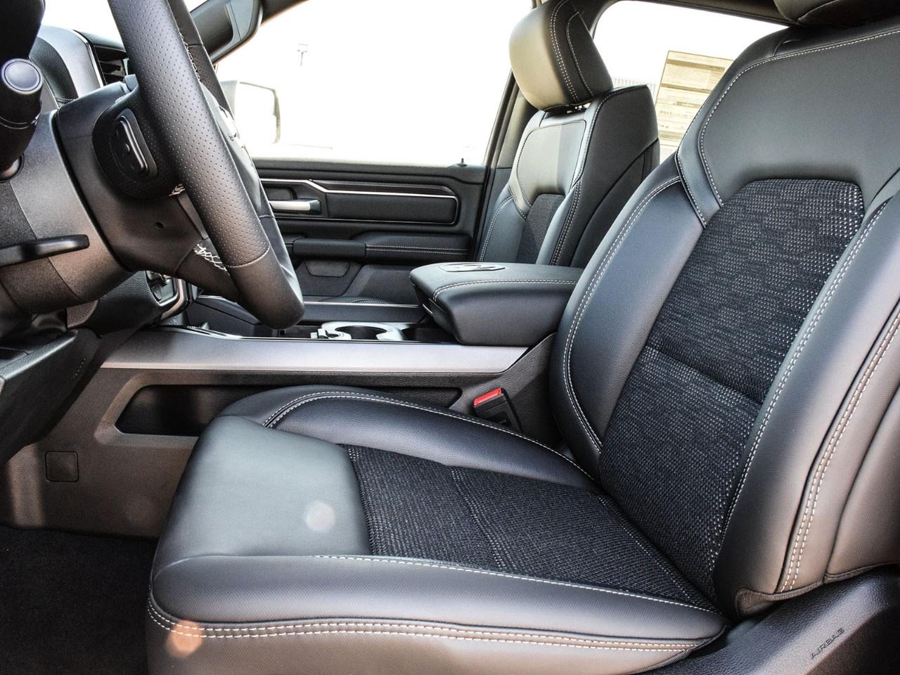 2026 RAM 1500 SPORT 4X4 CREW CAB 5'7" BOX Photo