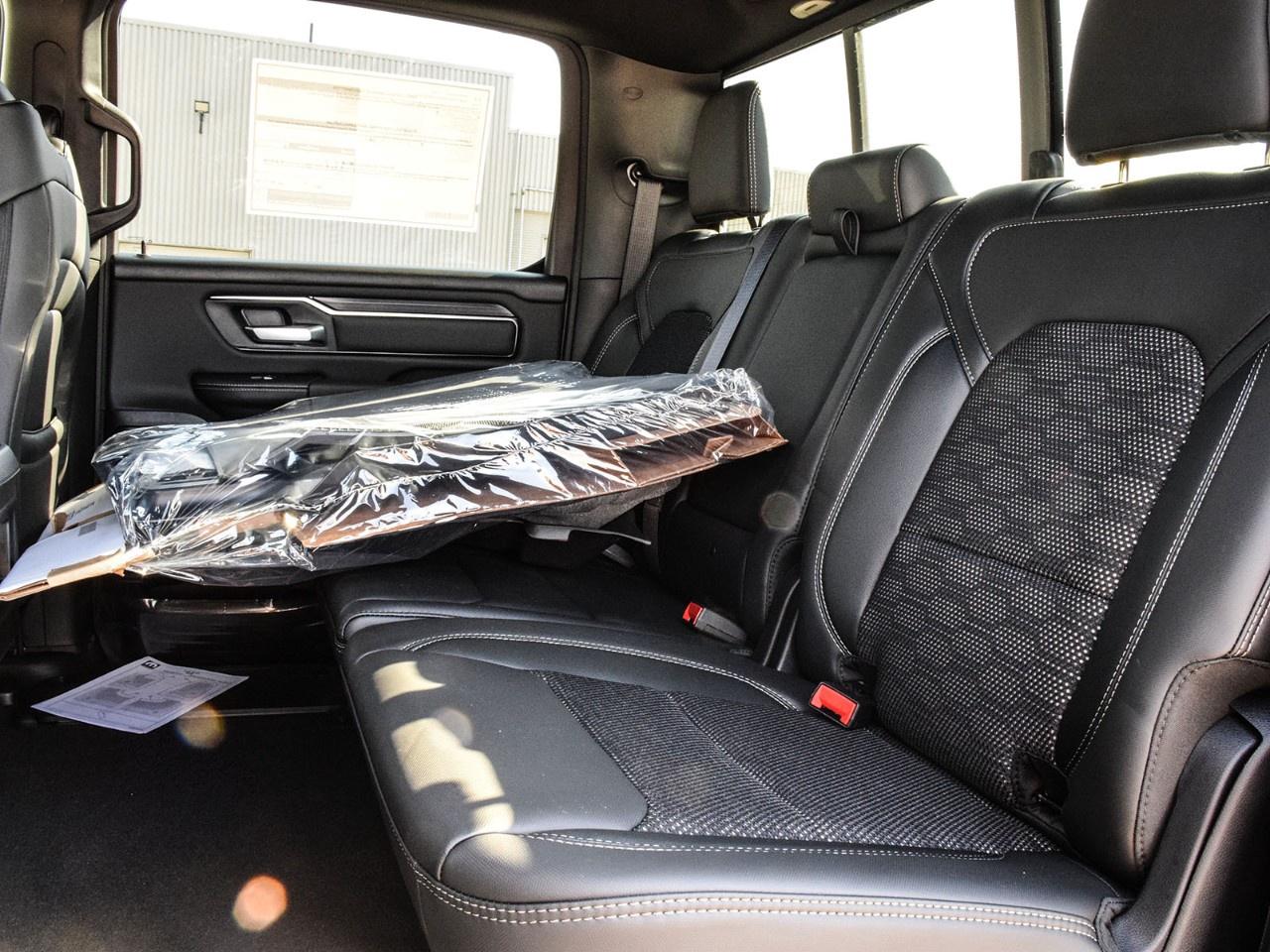 2026 RAM 1500 SPORT 4X4 CREW CAB 5'7" BOX Photo