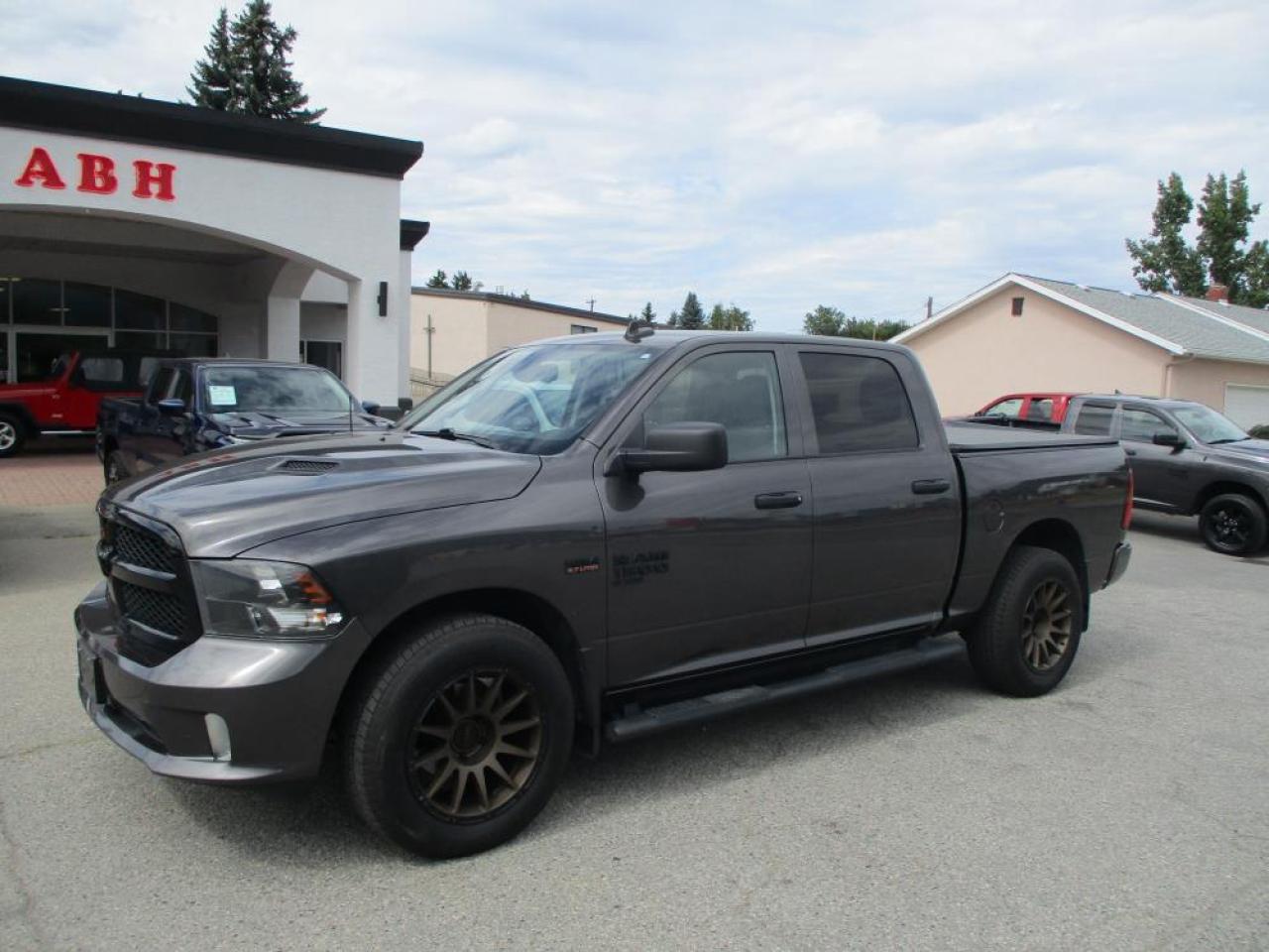 2021 RAM 1500 Classic Express Crew Cab 4x4