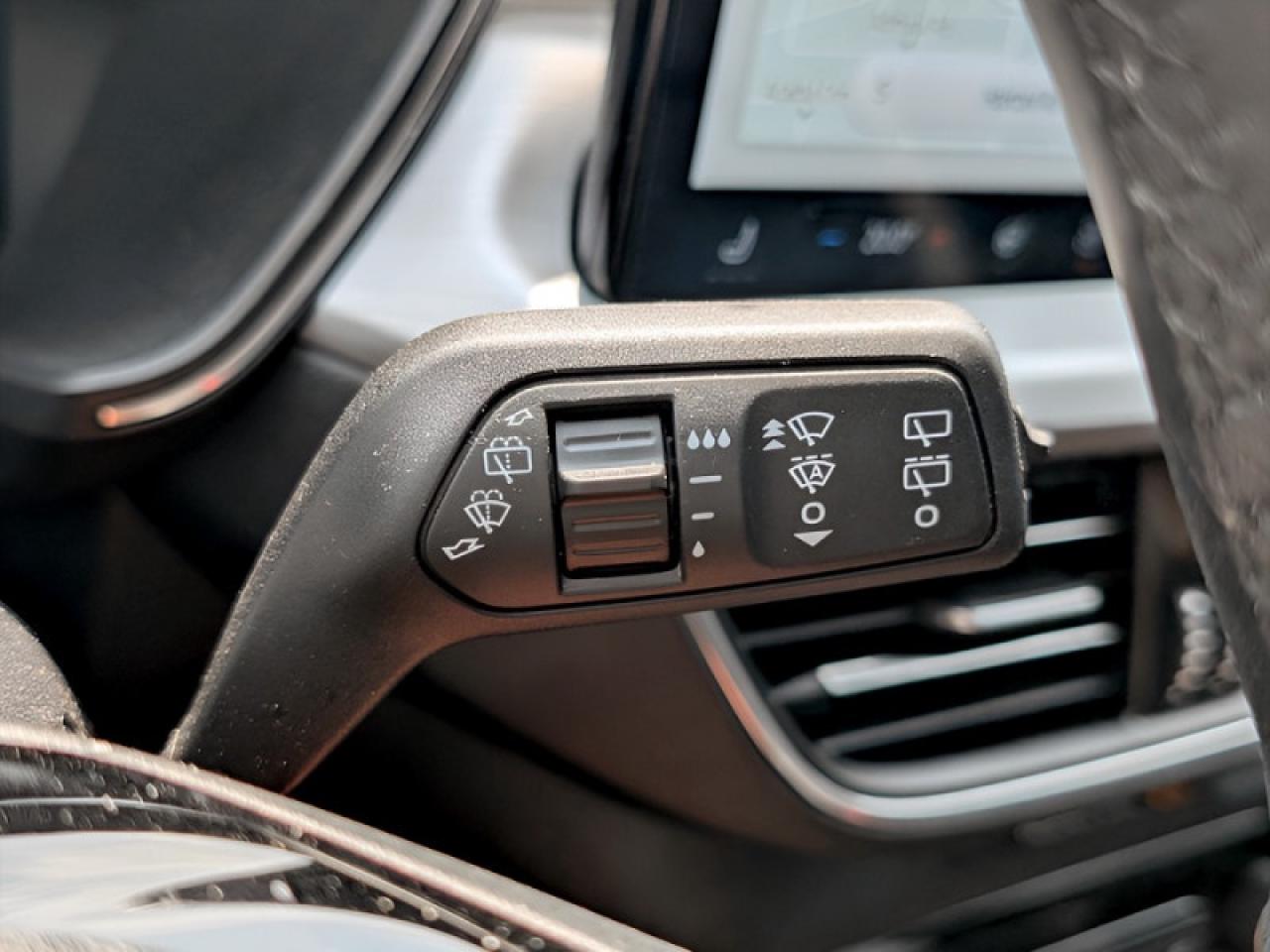 2024 Ford Escape Platinum  **ADAP CC - PWR GATE** Photo