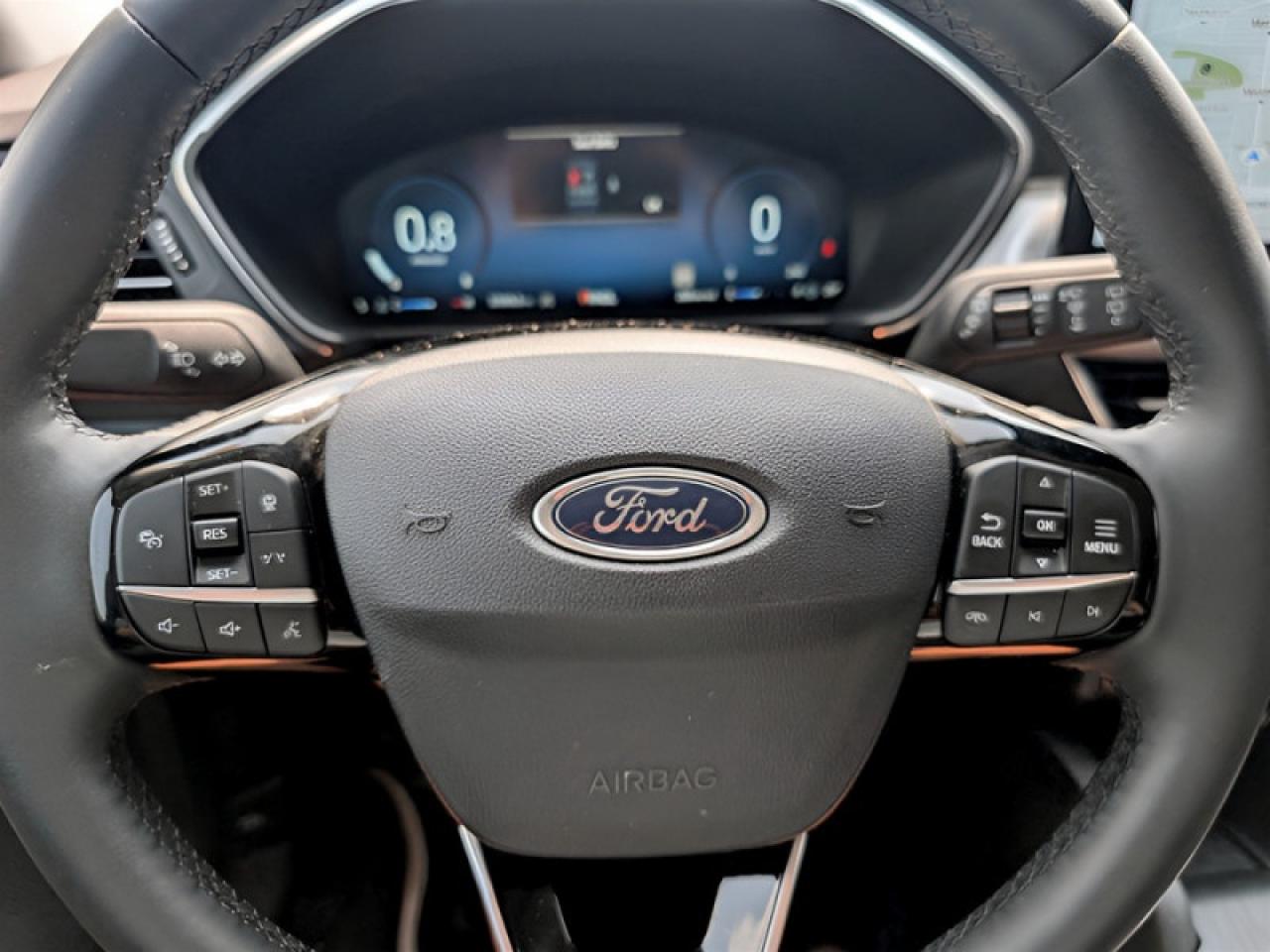 2024 Ford Escape Platinum  **ADAP CC - PWR GATE** Photo