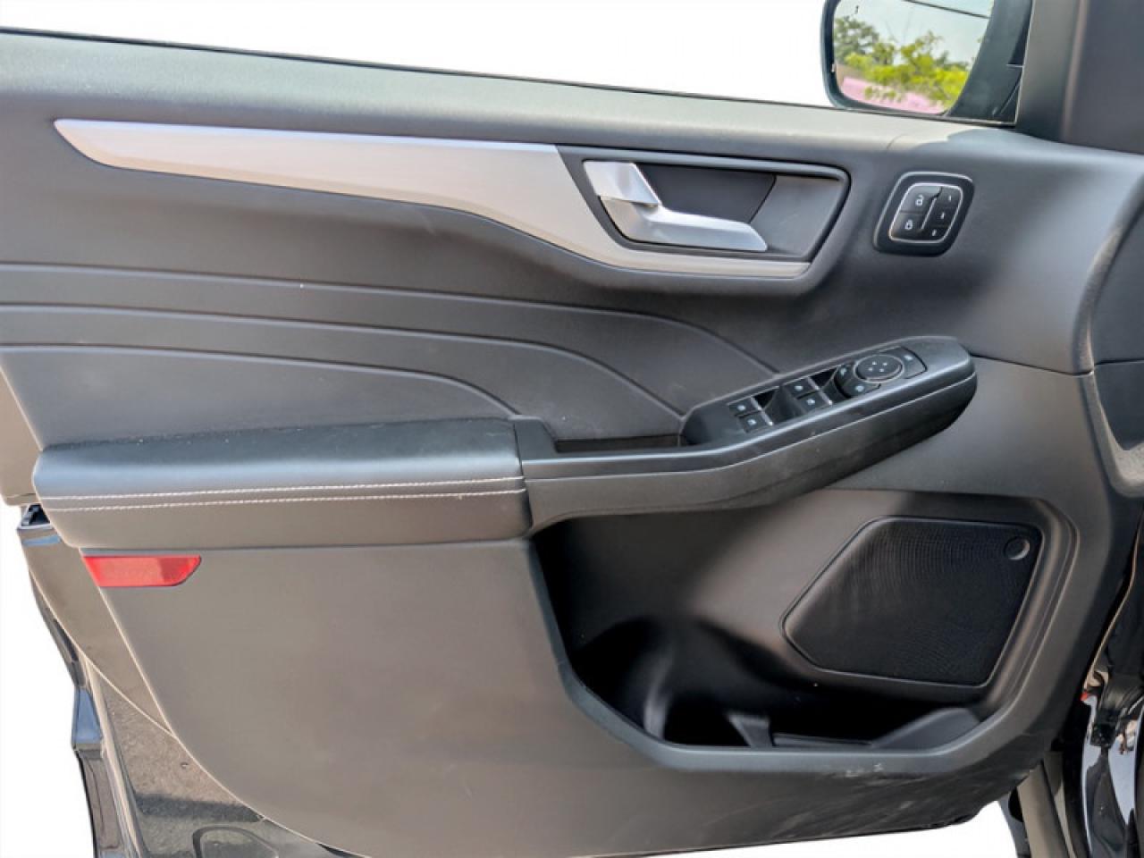 2024 Ford Escape Platinum  **ADAP CC - PWR GATE** Photo