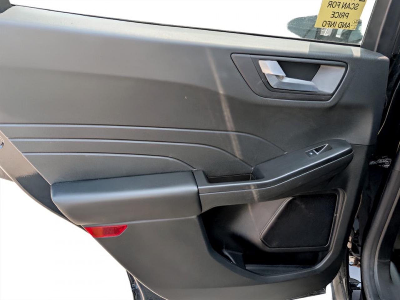 2024 Ford Escape Platinum  **ADAP CC - PWR GATE** Photo