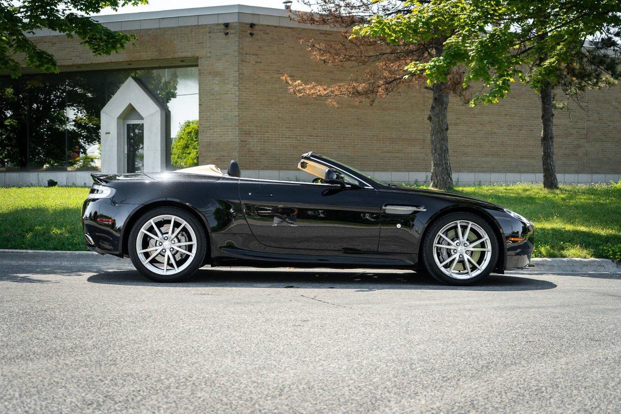 2014 Aston Martin V8 Vantage  Photo3