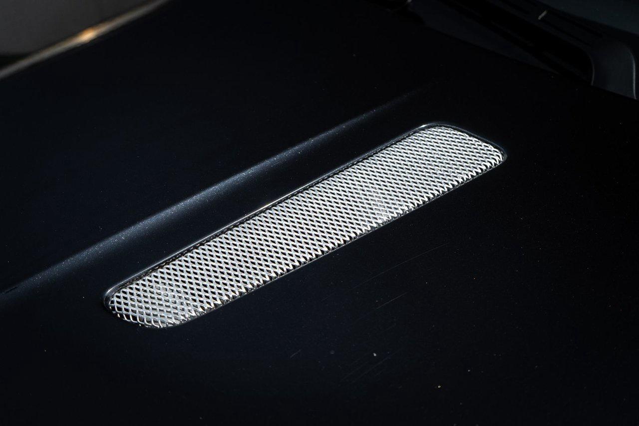 2014 Aston Martin V8 Vantage  Photo