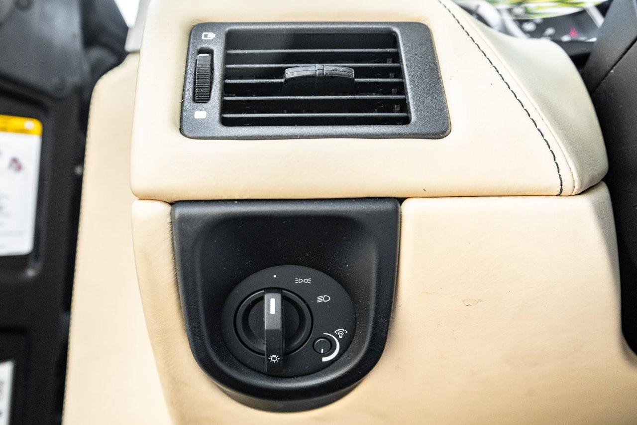 2014 Aston Martin V8 Vantage  Photo