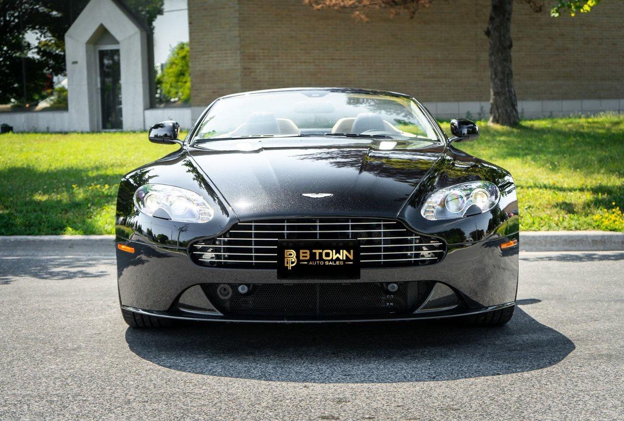 2014 Aston Martin V8 Vantage  Photo