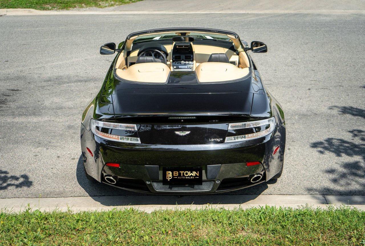 2014 Aston Martin V8 Vantage  Photo