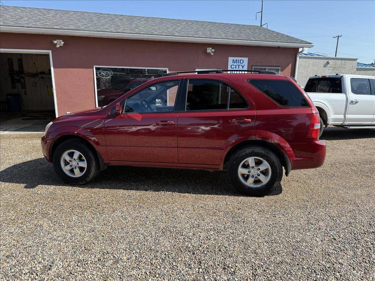 Used 2008 Kia Sorento LX 4WD for sale in Saskatoon, SK