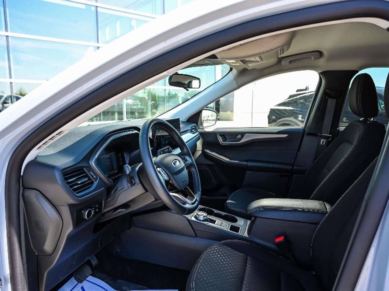 2025 Ford Escape Active Photo