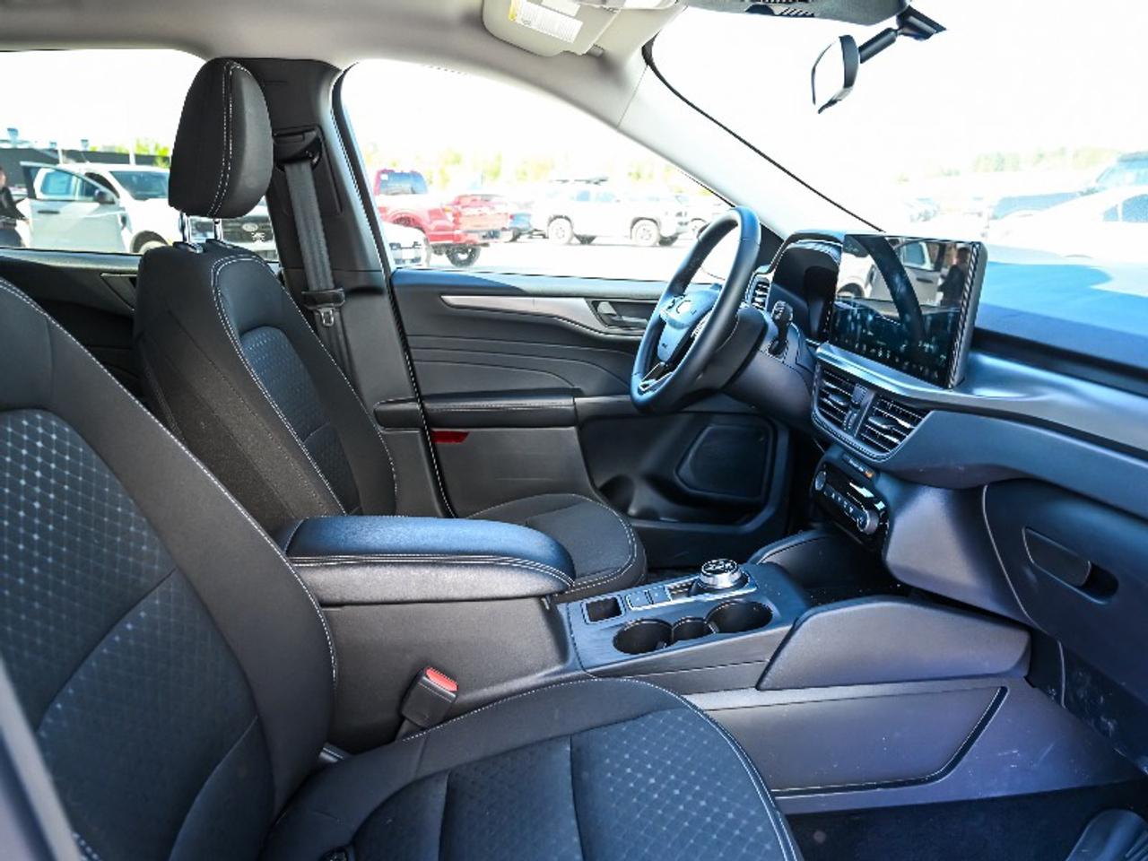 2025 Ford Escape Active Photo