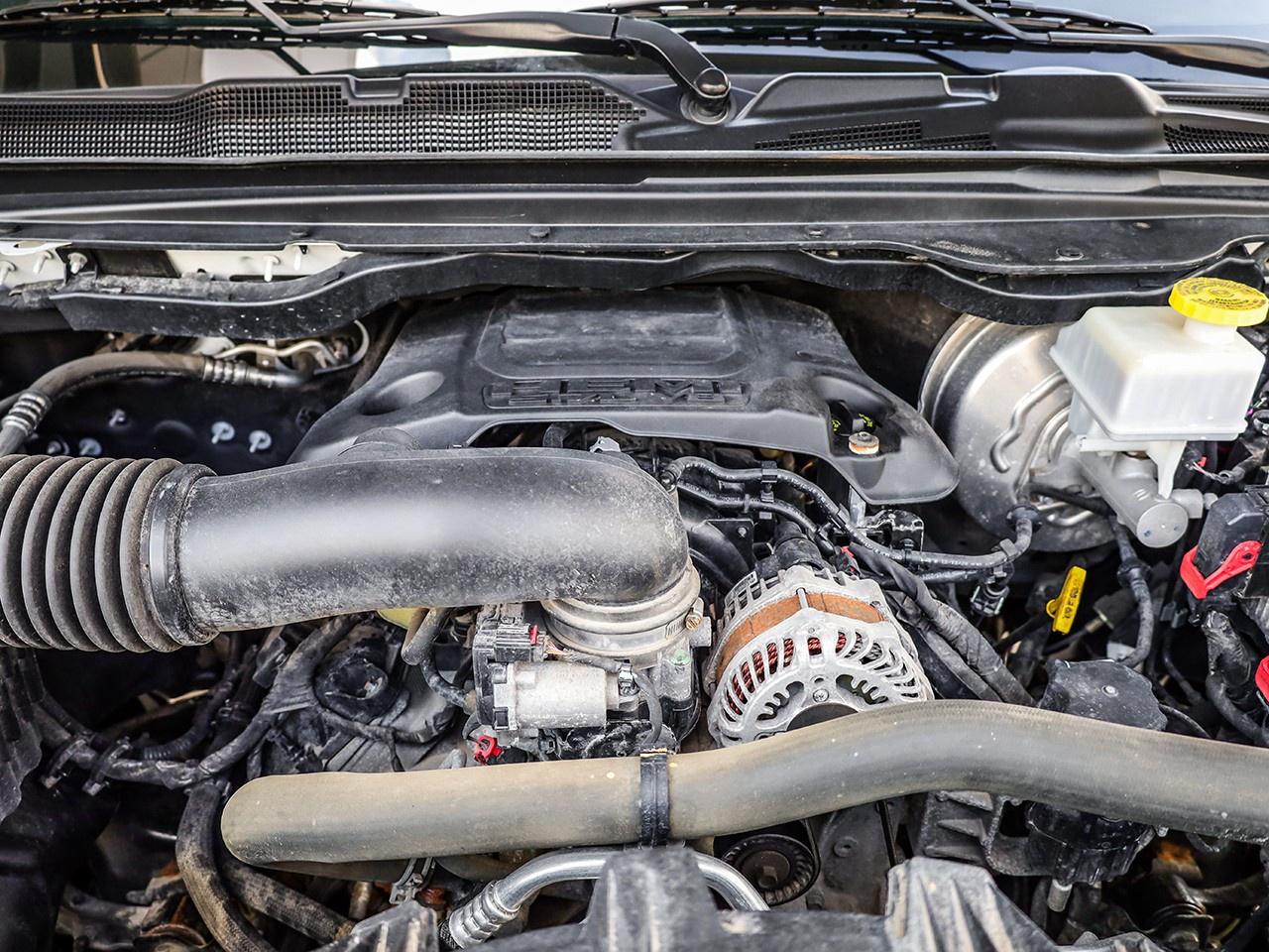 2022 RAM 1500 Big Horn Photo4