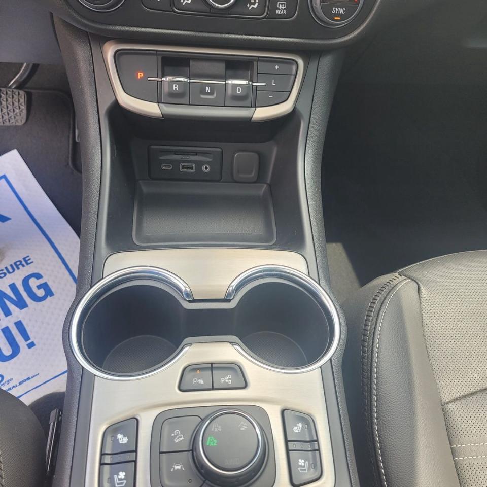 2023 GMC Terrain Denali Photo39