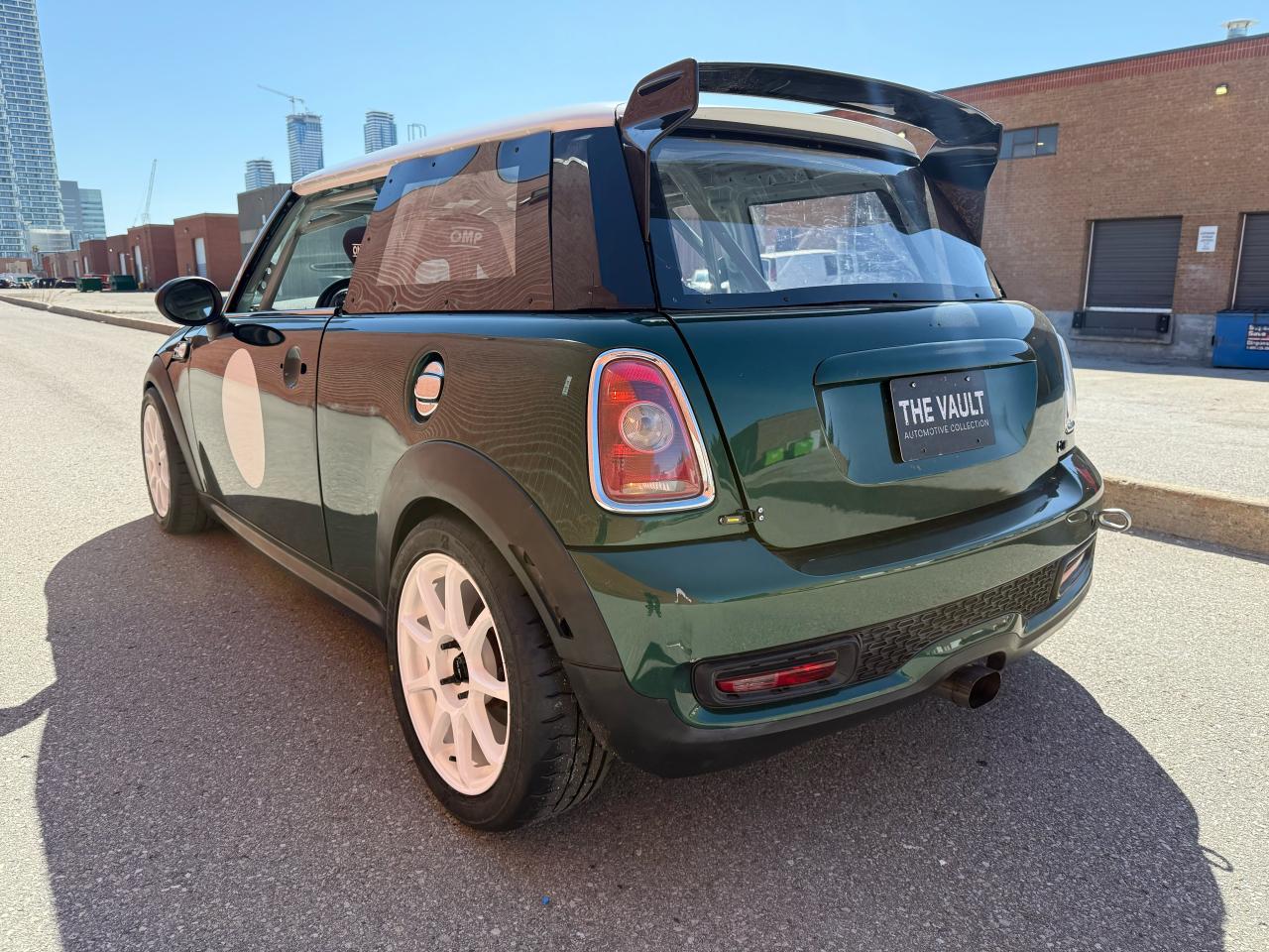 2011 MINI Cooper John Cooper Works RACE CAR - Photo #5