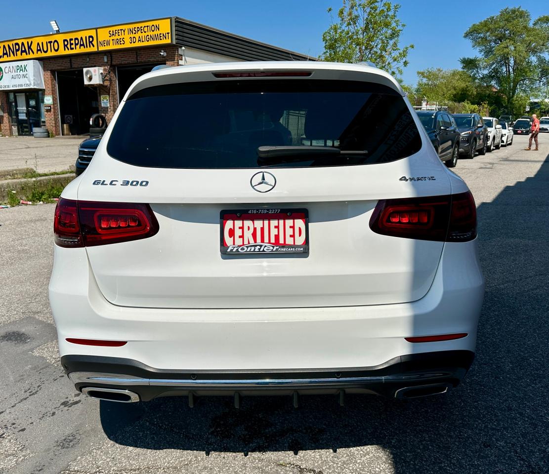 2020 Mercedes-Benz GLC-Class GLC 300 | NAVIGATION | SUNROOF | NO ACCIDENTS Photo4