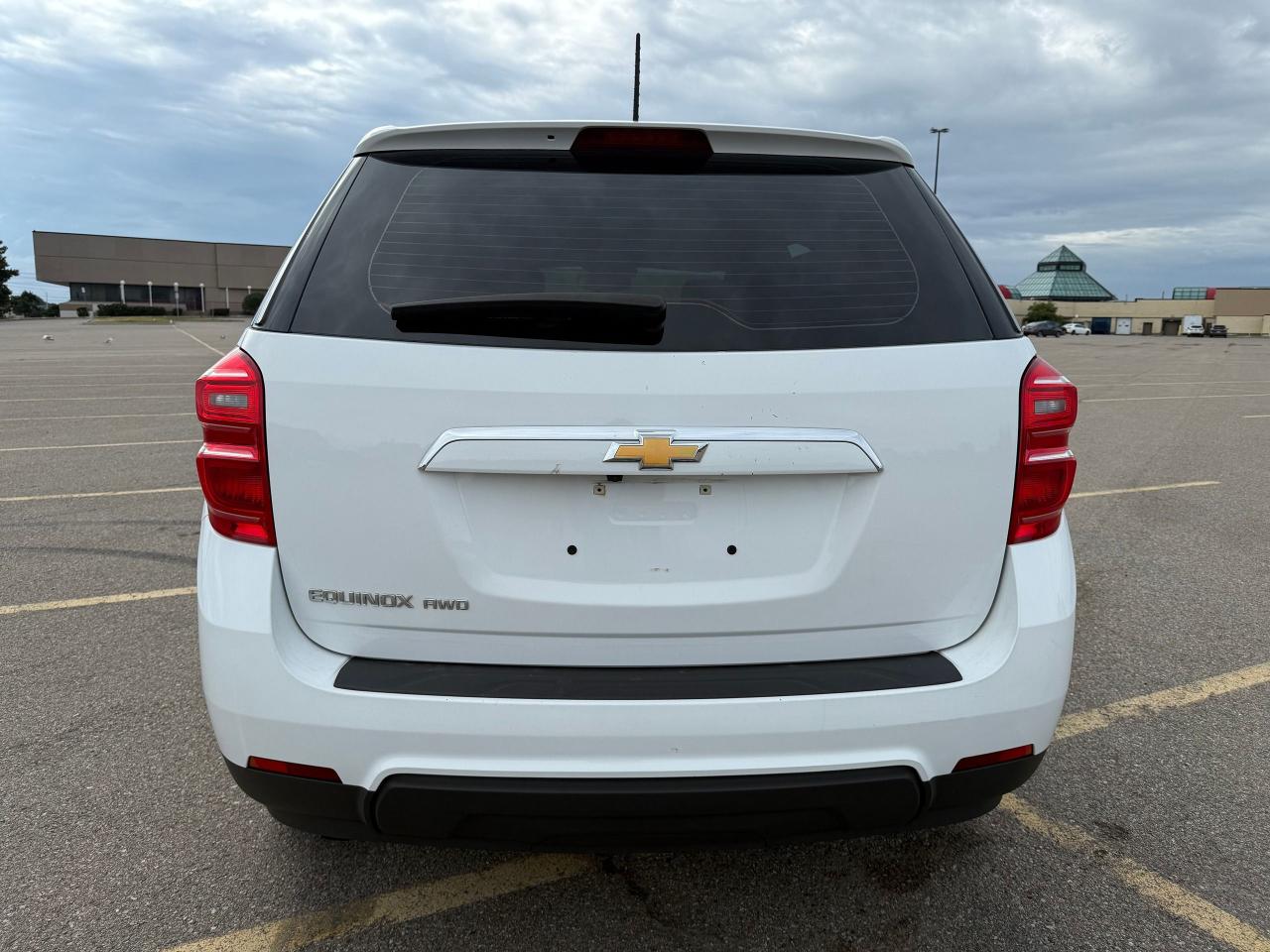2017 Chevrolet Equinox AWD LS *74,000KMS*CLEAN CARFAX*FINANCING* - Photo #4