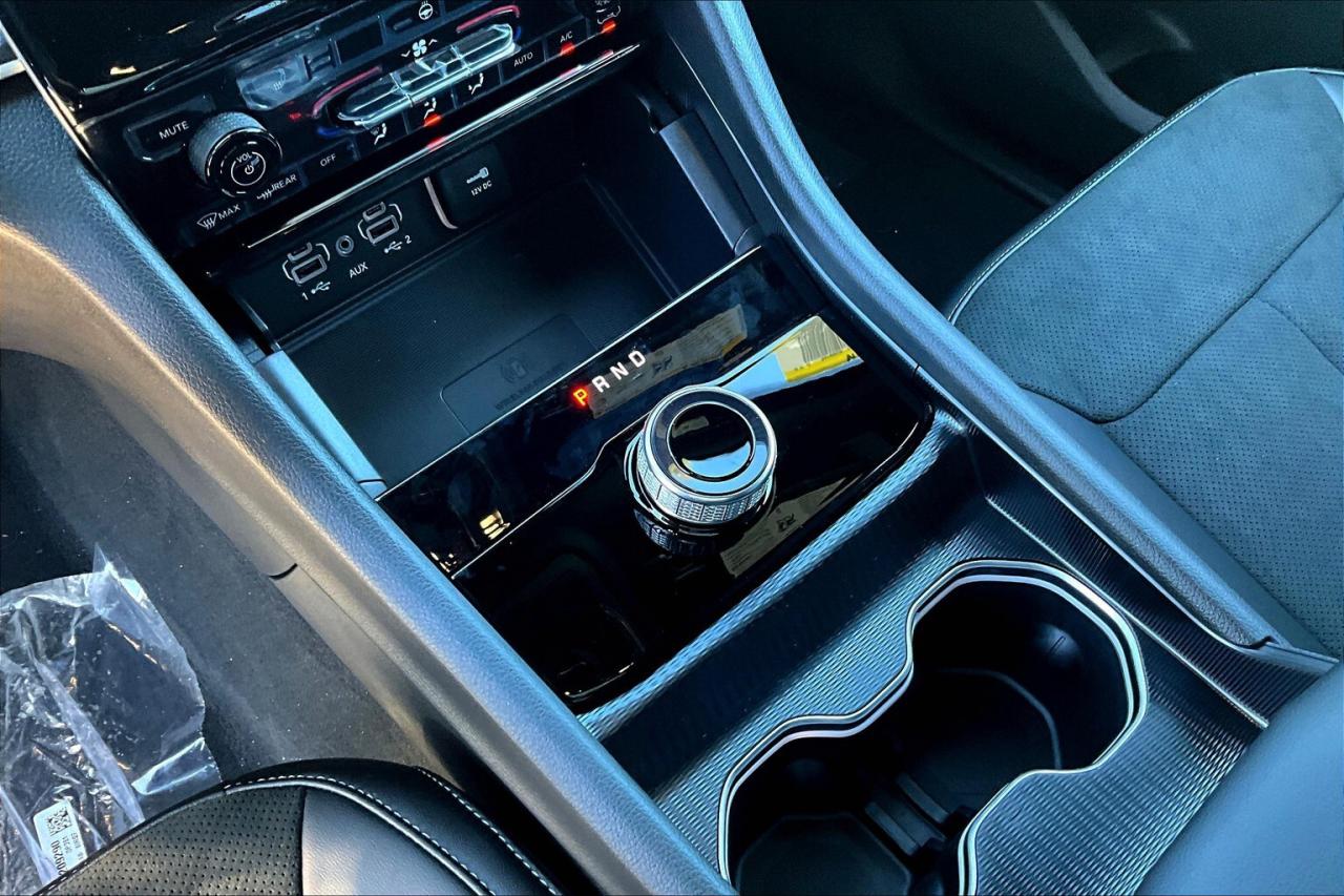 2025 Jeep Grand Cherokee L ALTITUDE 4X4  Leather | Power Sunroof | 20" Wheels Photo