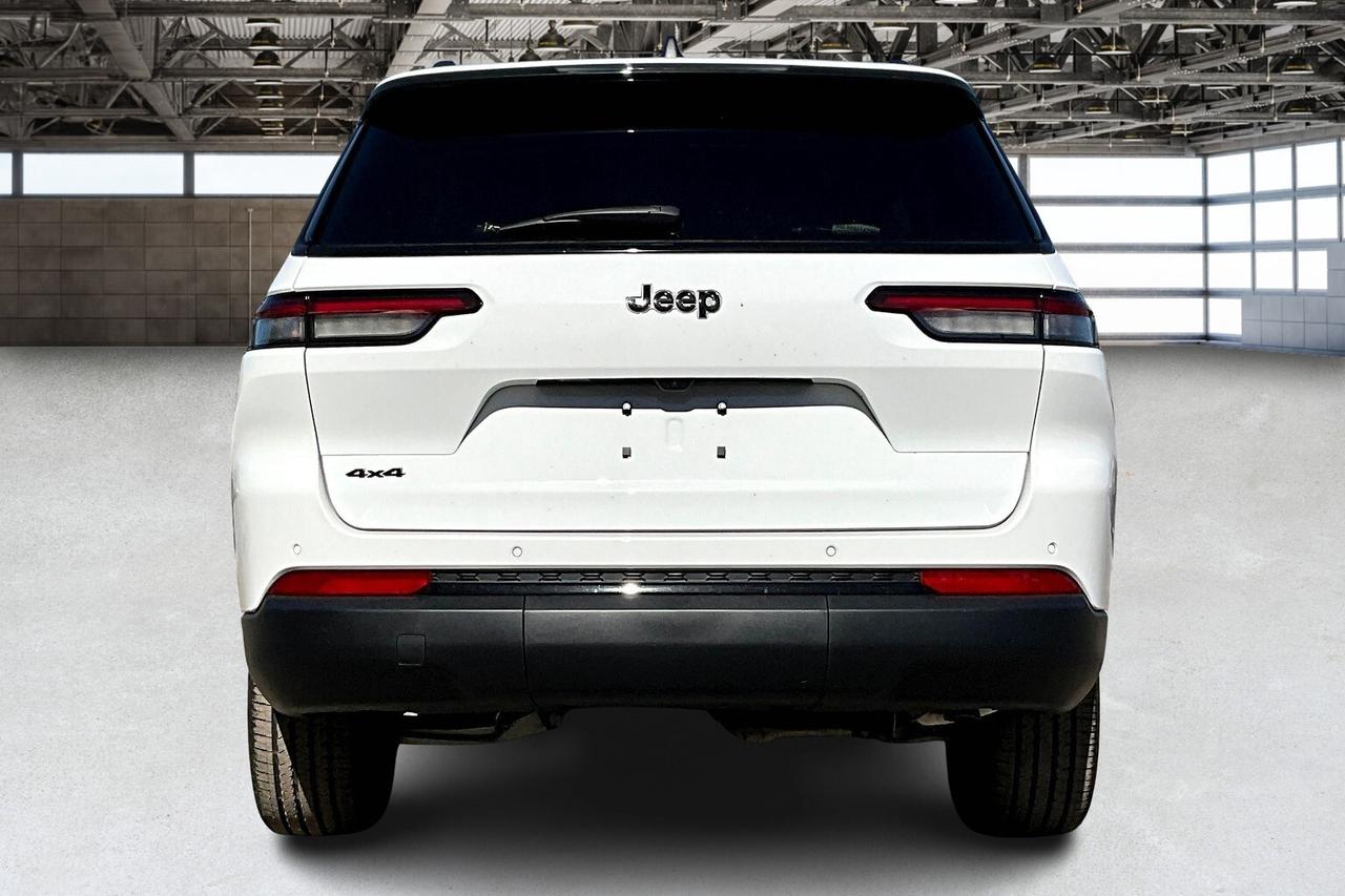 2025 Jeep Grand Cherokee L ALTITUDE 4X4  Leather | Power SunRoof | 20" Wheels Photo
