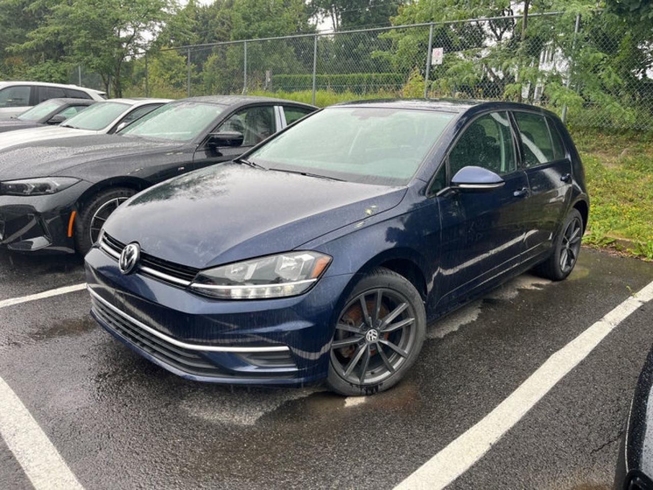 Used 2019 Volkswagen Golf Comfortline | Auto | Heated Seats | Alloys | Reverse Cam | Bluetooth | and More ! for sale in Guelph, ON