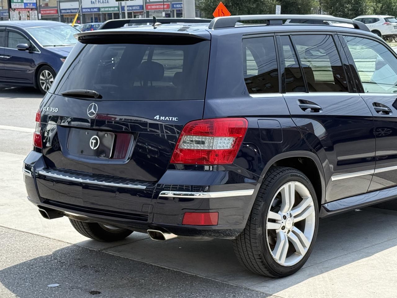 2010 Mercedes-Benz GLK-Class GLK350 | PANO | NO ACCIDENTS | LOW KM - Photo #10