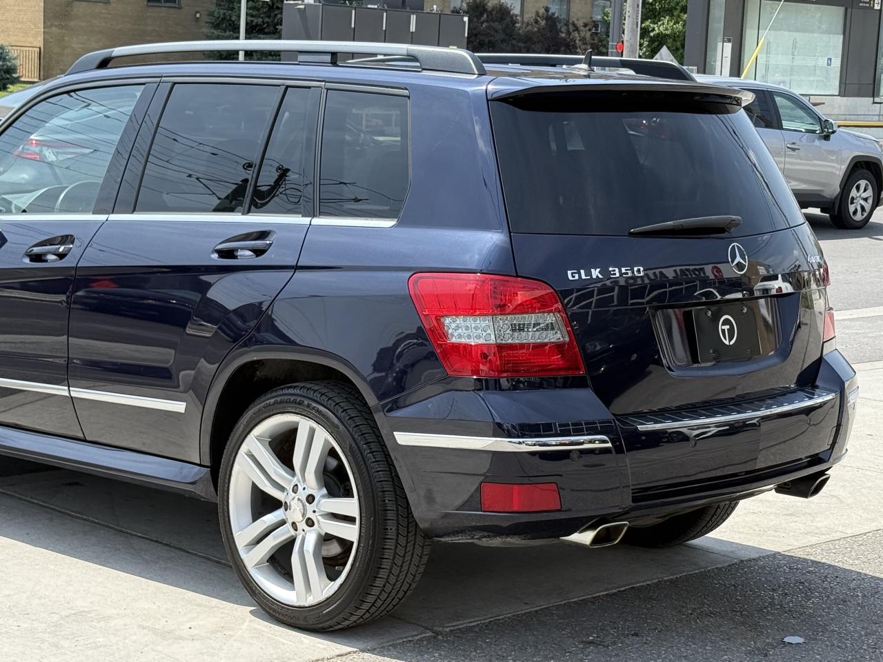 2010 Mercedes-Benz GLK-Class GLK350 | PANO | NO ACCIDENTS | LOW KM - Photo #14