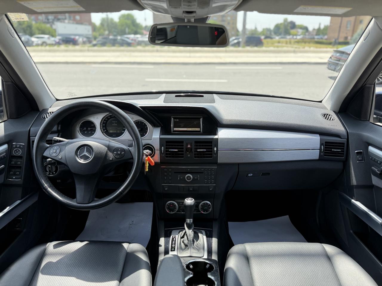 2010 Mercedes-Benz GLK-Class GLK350 | PANO | NO ACCIDENTS | LOW KM - Photo #16