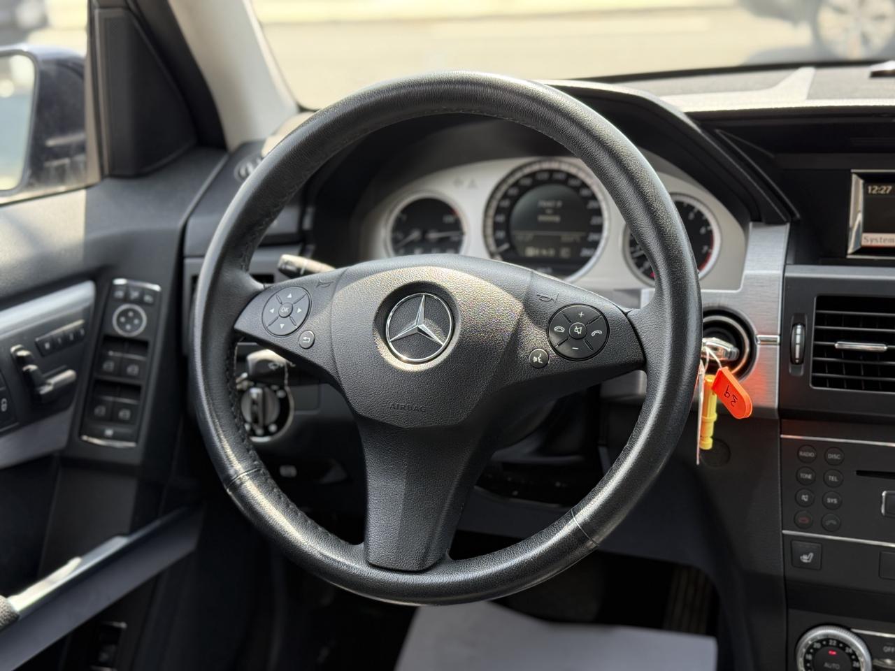 2010 Mercedes-Benz GLK-Class GLK350 | PANO | NO ACCIDENTS | LOW KM - Photo #19
